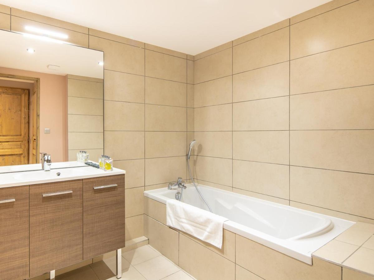 Vacanceole - Residence La Residence เลส์เดอซาลป์ ภายนอก รูปภาพ